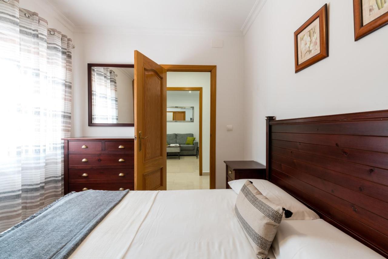 Holi-Rent Salado Apartment Seville Luaran gambar