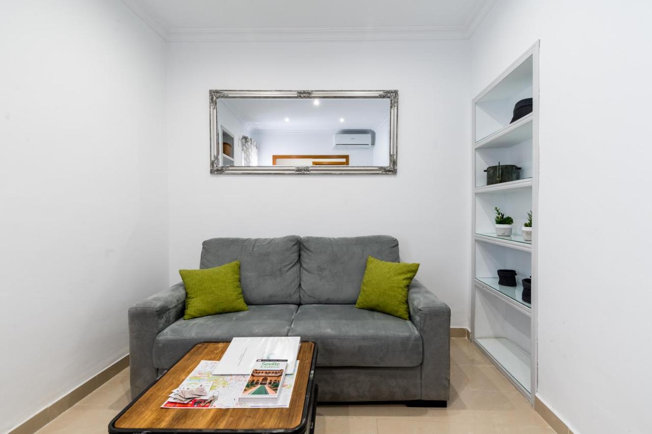 Holi-Rent Salado Apartment Seville Luaran gambar