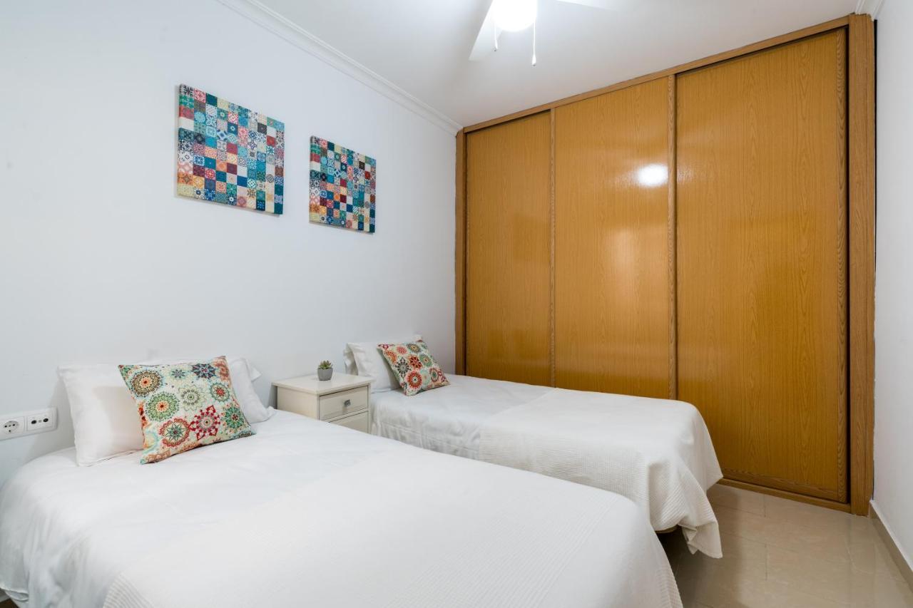 Holi-Rent Salado Apartment Seville Luaran gambar