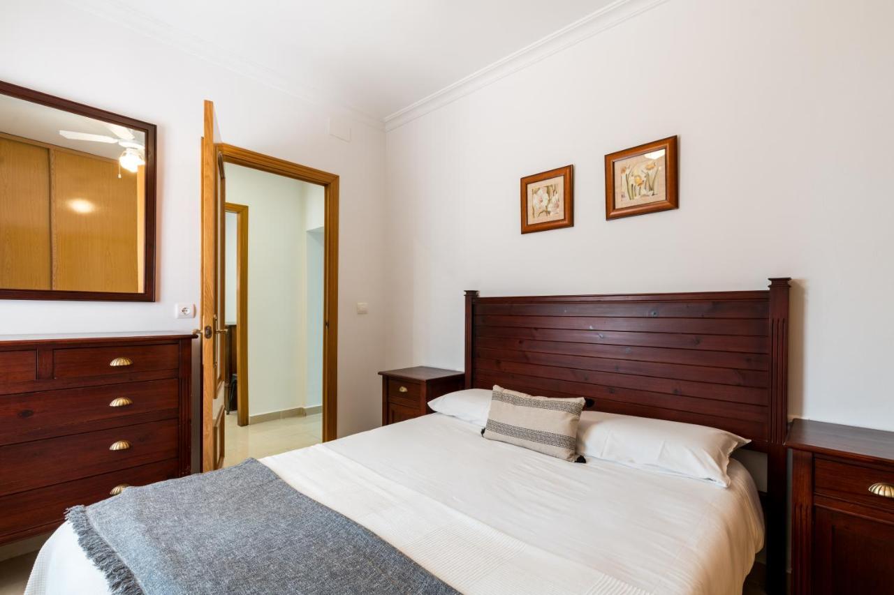 Holi-Rent Salado Apartment Seville Luaran gambar